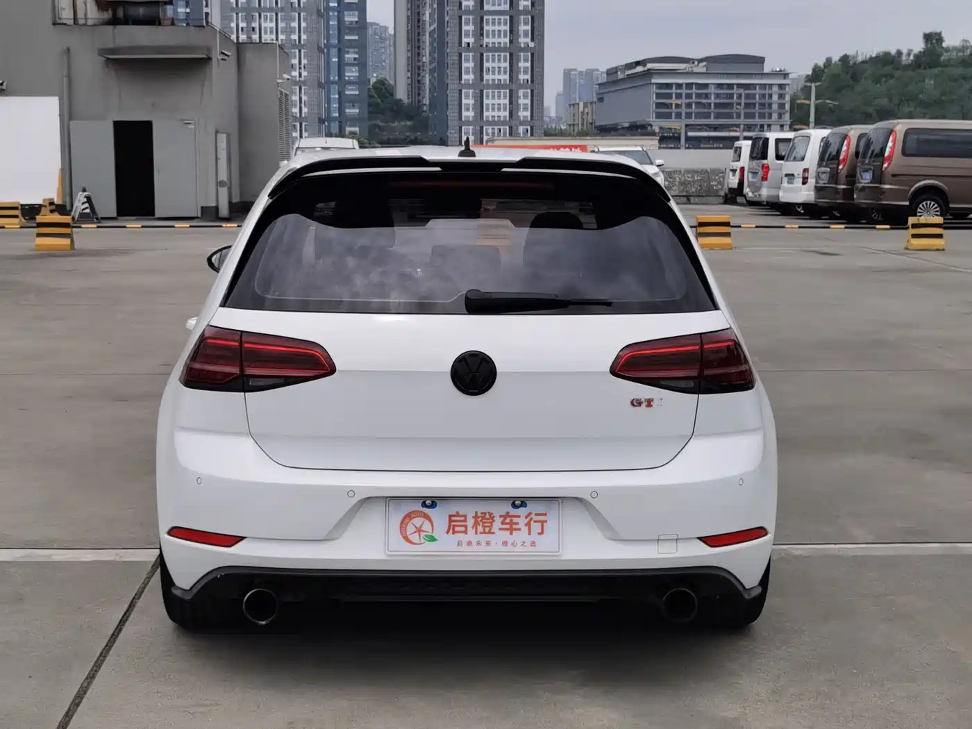 Volkswagen Golf GTI 2019 2.0TSI GTI (China V) фото 16