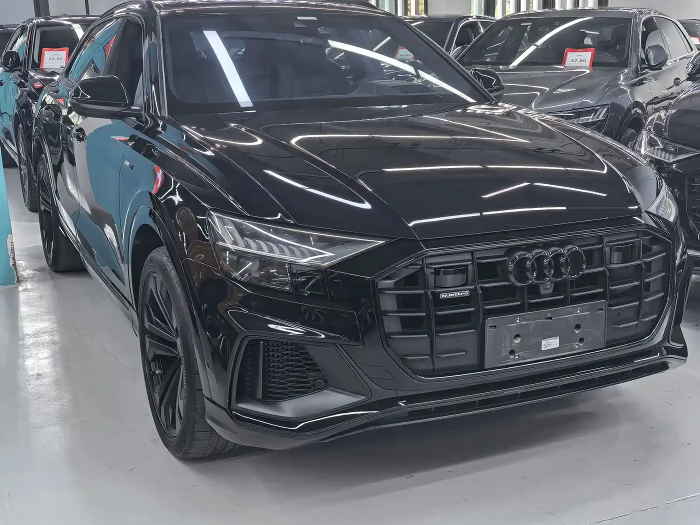 Audi Q8 2021 Model 55 TFSI Exclusive Dynamic фото 3