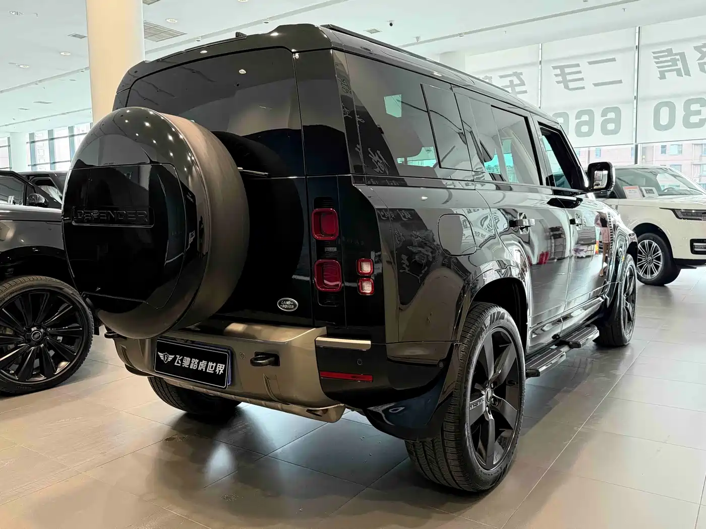 Land Rover Defender 2025 2025 110 3.0T P400 -Dynamic HSE