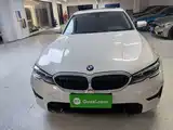 Photo 3 - BMW 3 Series