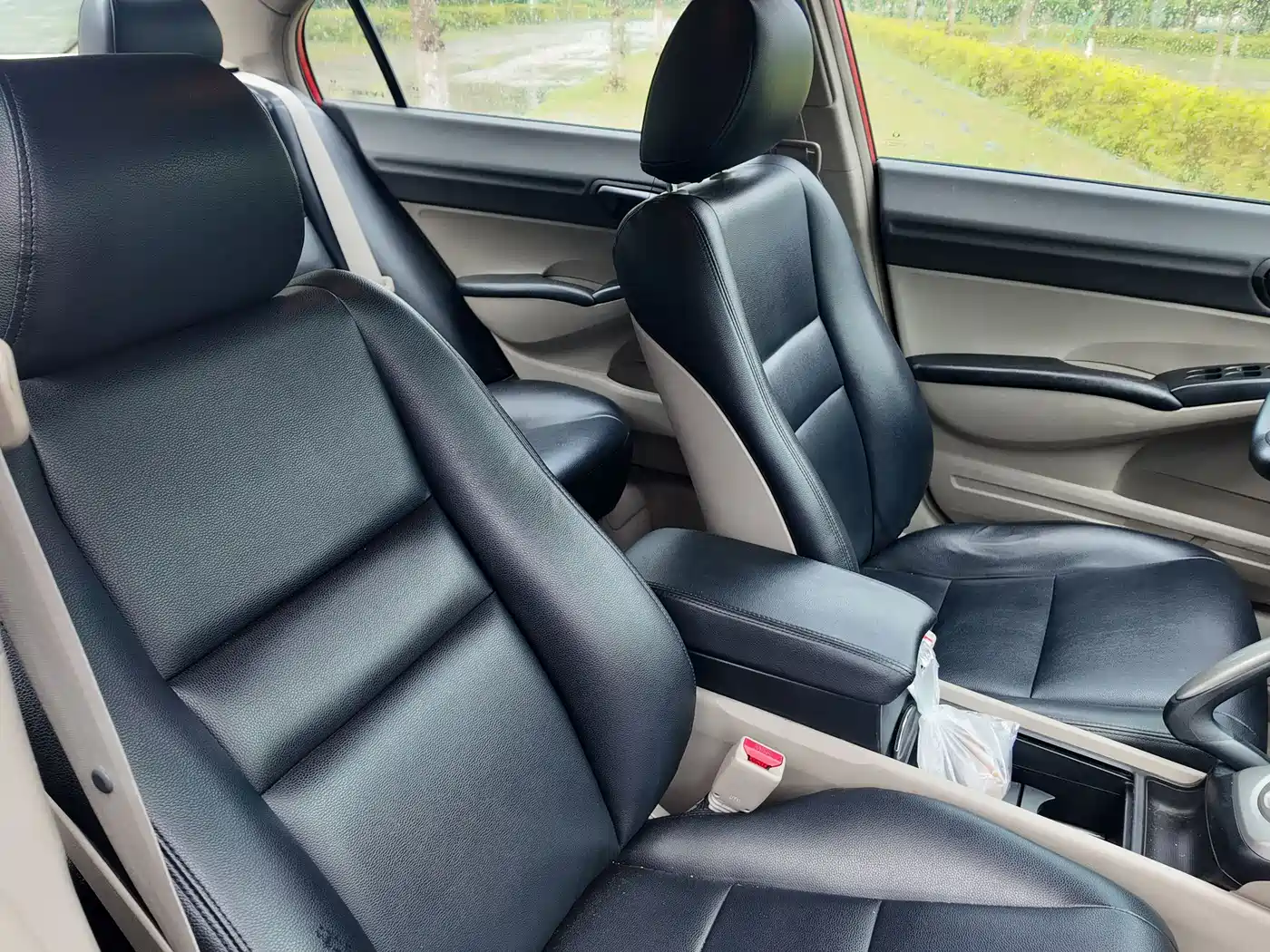 CIIMO CIIMO 2012 2012 1.8L Automatic