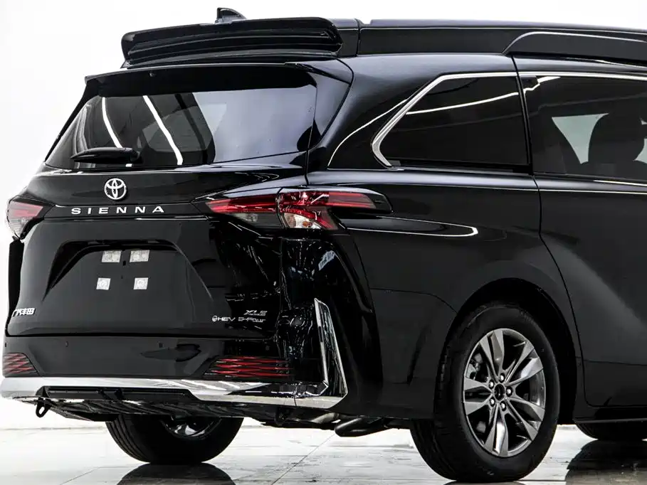 Toyota Sienna 2026 2.5L Hybrid AWD Luxury Edition фото 31