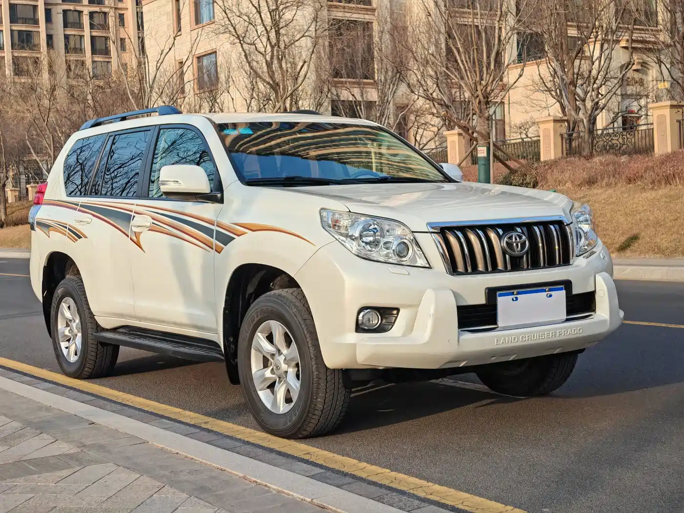 Toyota Prado (Import) фото 3