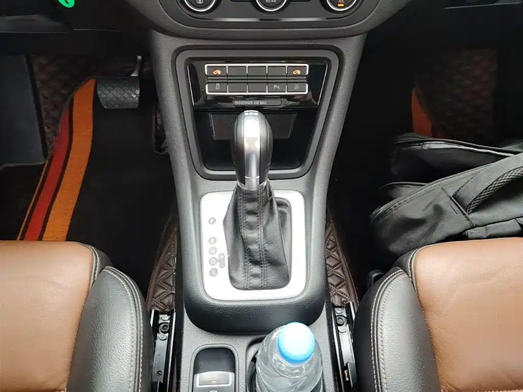 Volkswagen Sharan 2014 2.0TSI Comfort фото 14