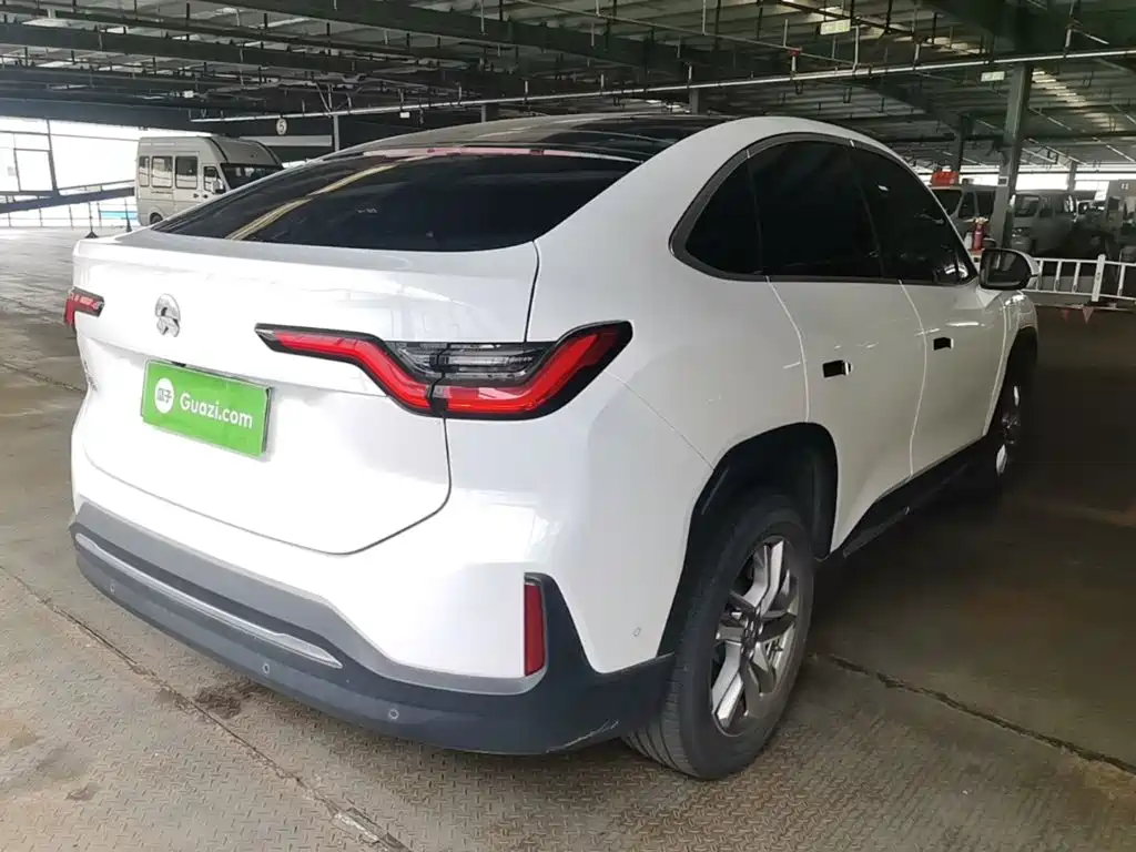 Фото 7 - NIO EC6