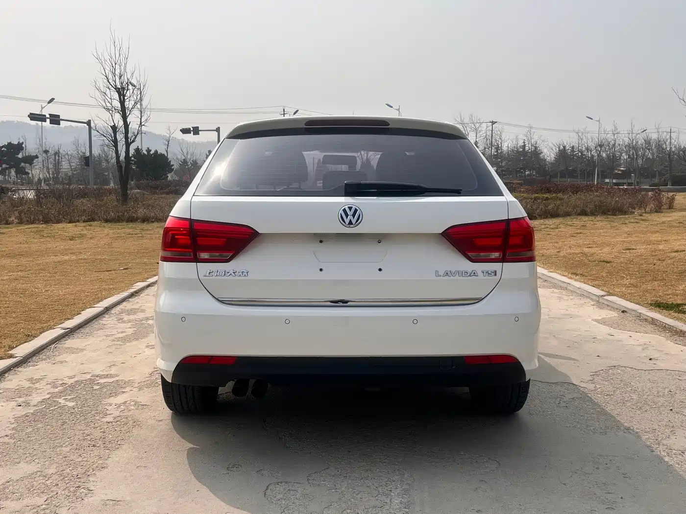 Volkswagen Lavida Tour 2013 1.4TSI Automatic Comfort фото 16