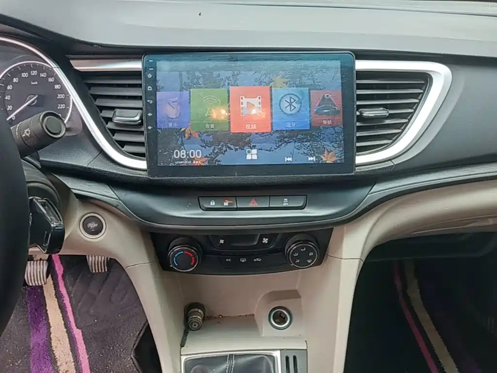 Фото 13 - Buick Excelle