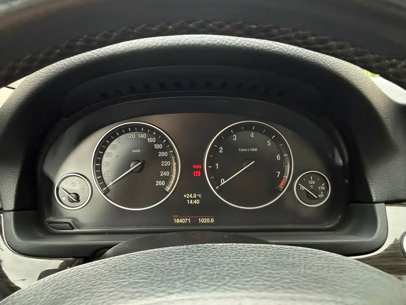 BMW 5 Series 2014 525Li Luxury Design Package фото 15