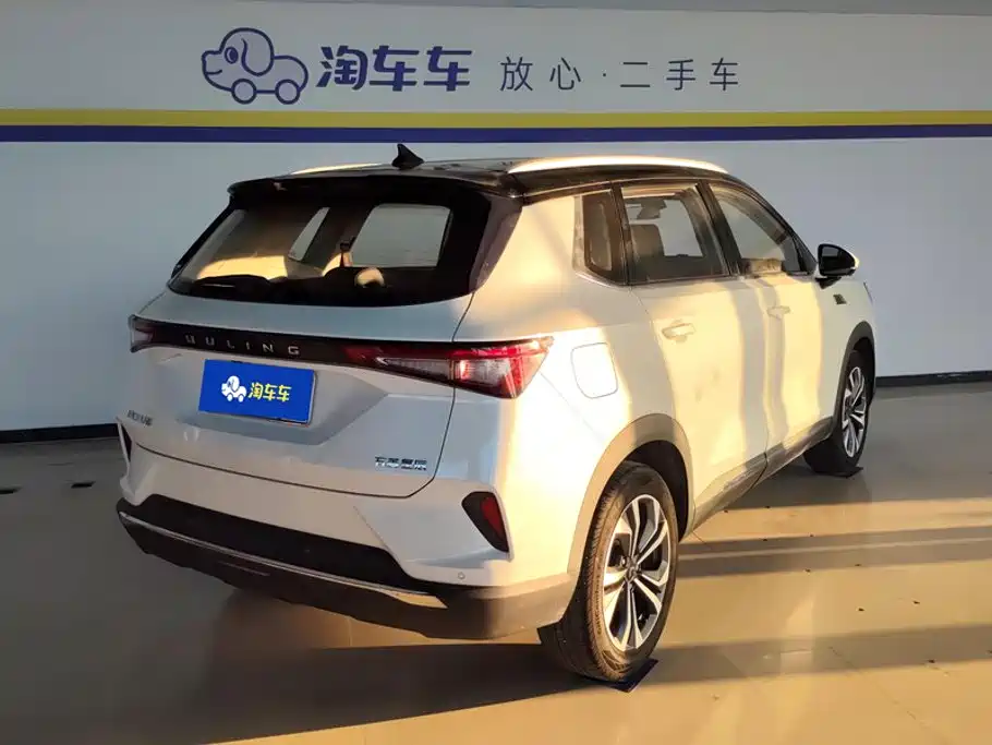 Wuling Motors Wuling Xingchen 2021 2021 1.5T CVT Stellar Edition