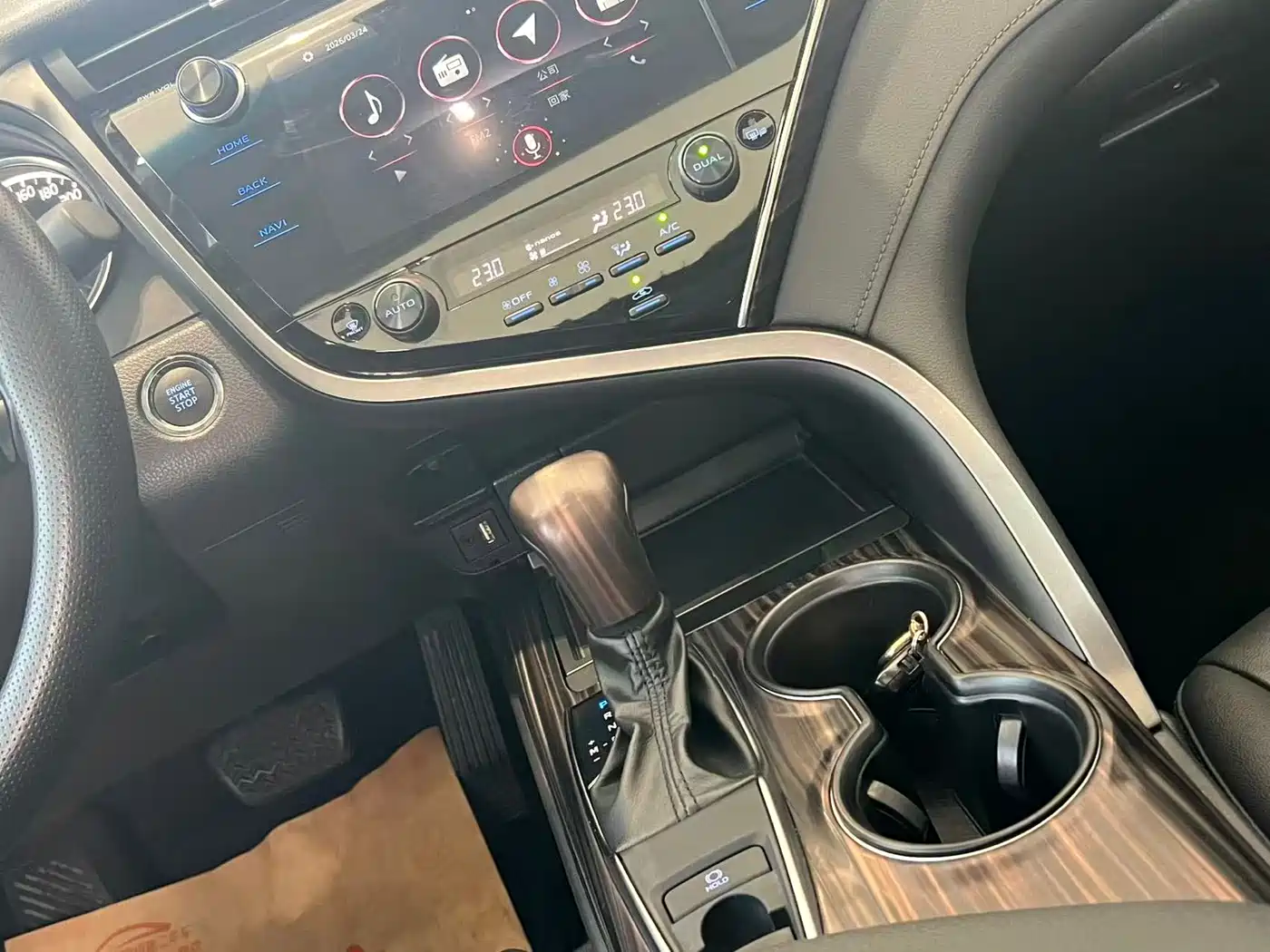 Toyota Camry 2019 2.0G Luxury (China V) фото 7
