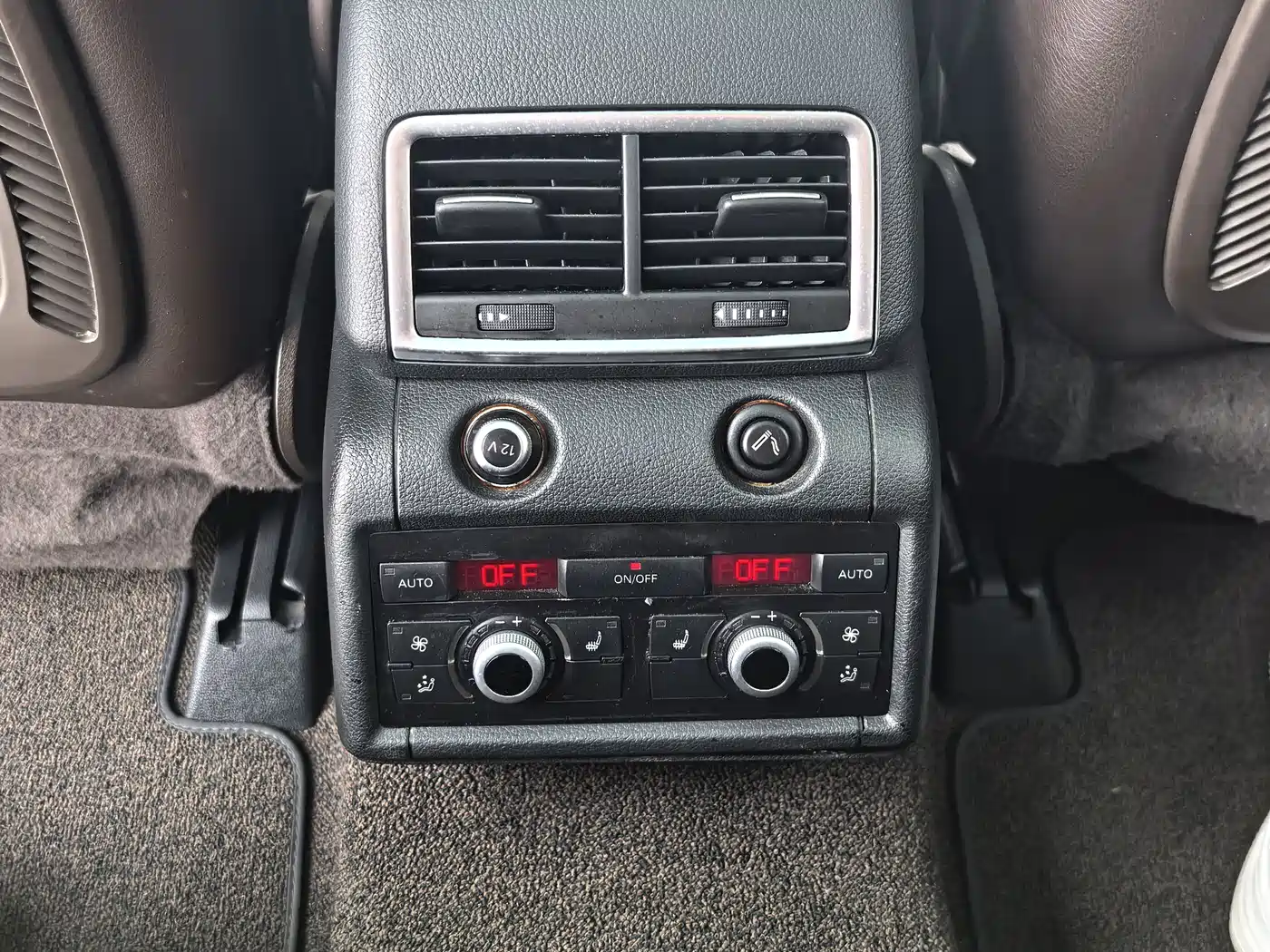 Audi Q7 2014 35 TFSI Sport фото 10