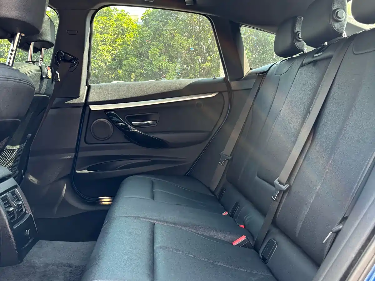 BMW 3 Series GT 2021 2020 320i M Sport Package