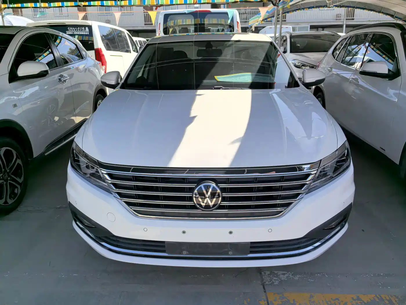 Volkswagen Lavida 2021 280TSI DSG Luxury Edition фото 2
