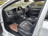Фото 8 - Roewe i6