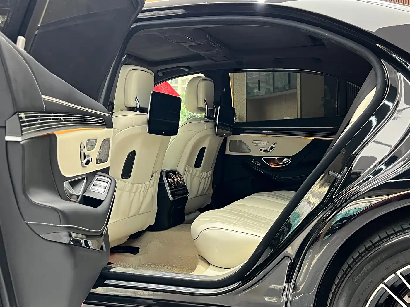 Mercedes-Benz S-Class 2011 2010 Model S 400 L HYBRID