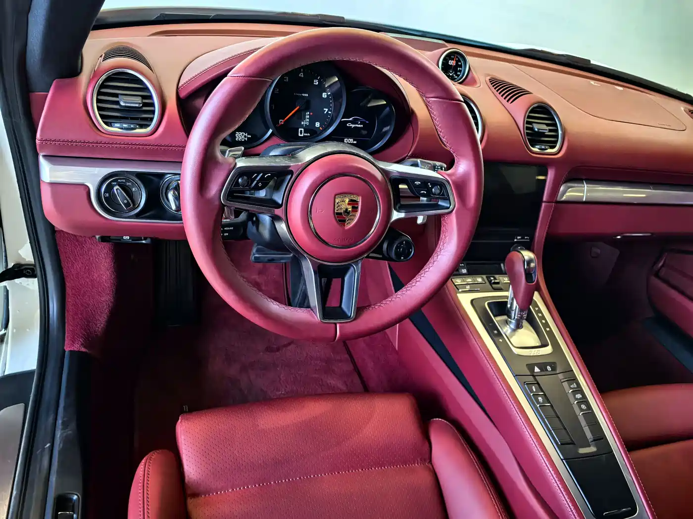 PORSCHE 718