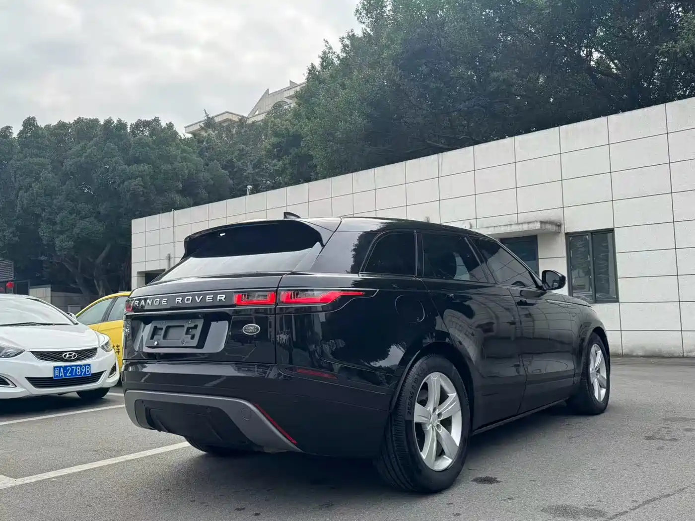 Land Rover Range Rover Velar 2017 P380 R-DYNAMIC S фото 8