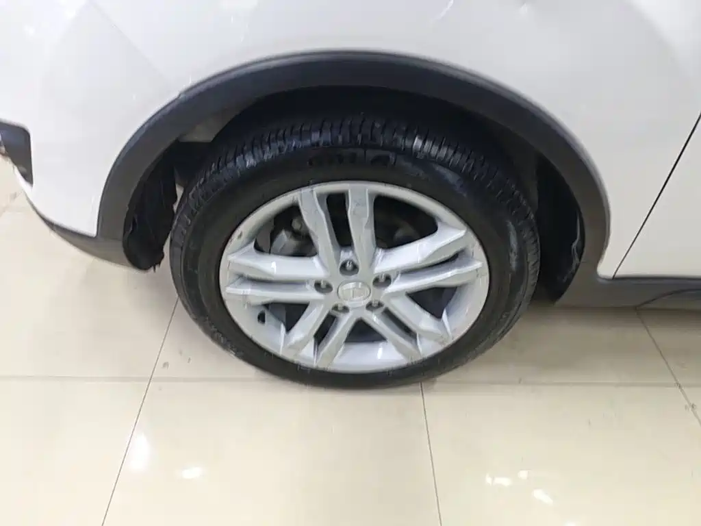 Changan CS35 2017 2017 1.6L Auto Luxury