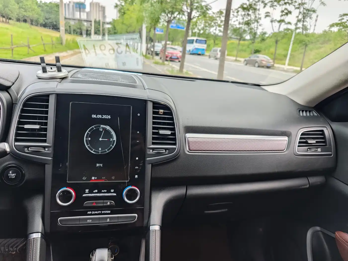 Renault Koleos 2019 2018 2.0L 2WD Luxury Edition