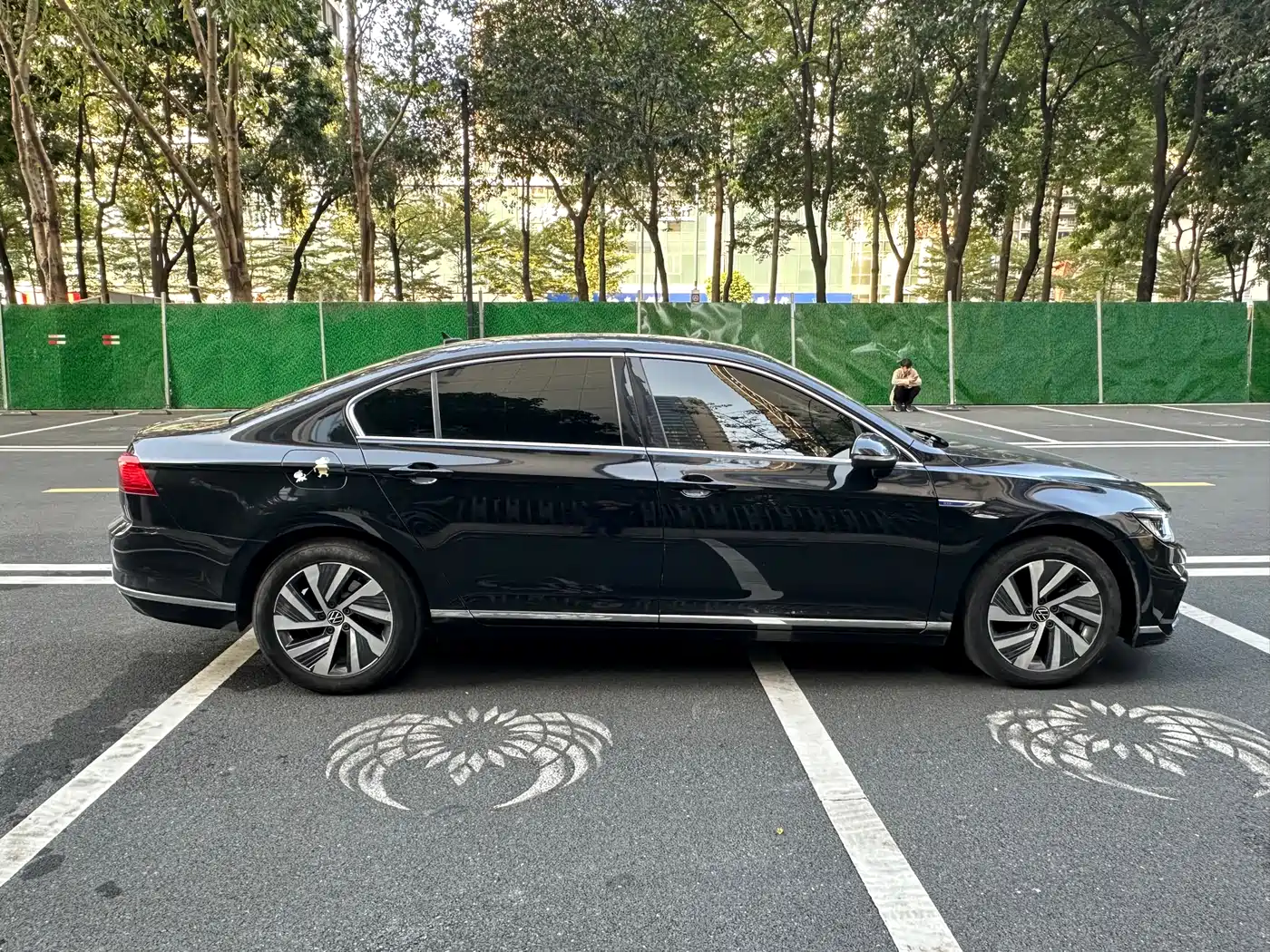 VOLKSWAGEN MAGOTAN GTE PLUG IN HYBRID