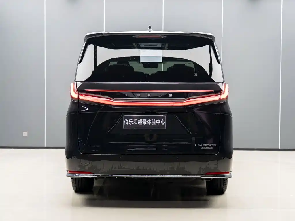Lexus LM 2024 2023 500h 6-Seater Prestige Edition