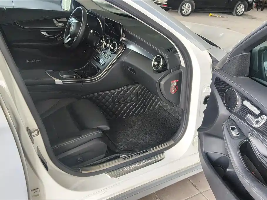 Mercedes-Benz C-Class 2019 Facelift C 260 L Sport фото 8