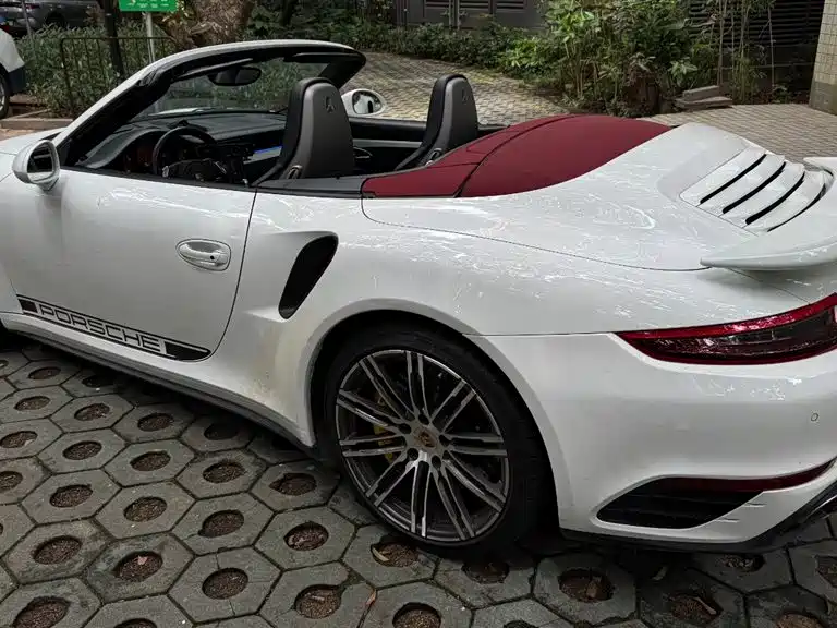 Фото 6 - Porsche 911