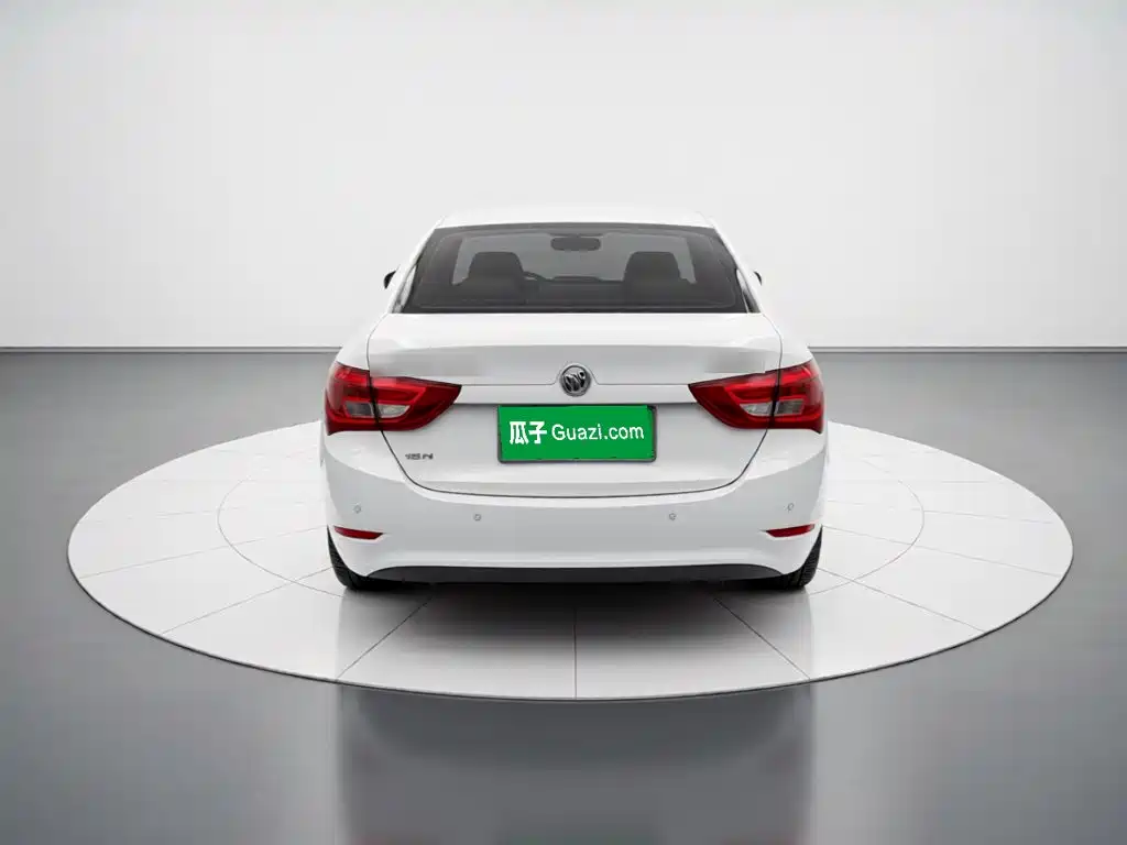 Фото 3 - Buick Excelle