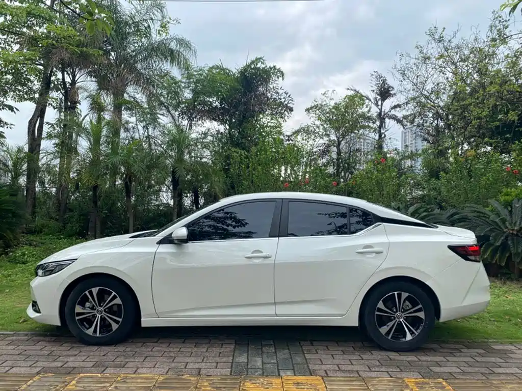 Nissan SYLPHY, миниатюра 6
