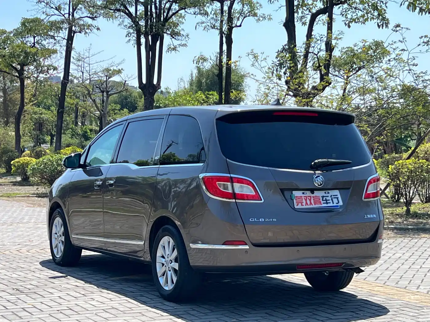 Buick GL8 2013 2.4L CT Luxury Business Comfort Edition фото 5
