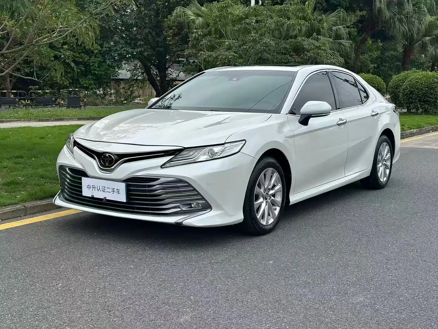 Toyota Camry 2019 2.0G Luxury Edition China VI