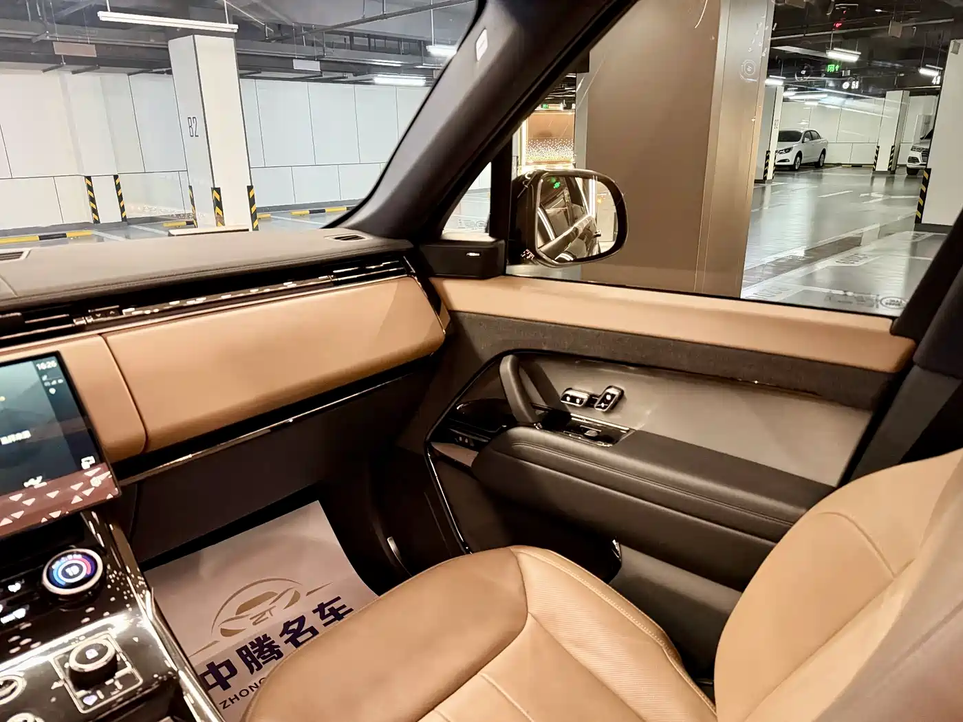 Land Rover Range Rover Sport 2023 400PS Dynamic SE фото 9
