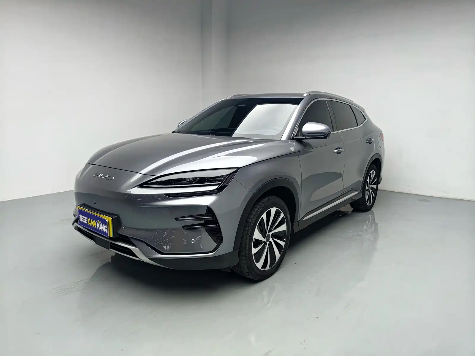 Photo 1 - BYD Song PLUS PHEV