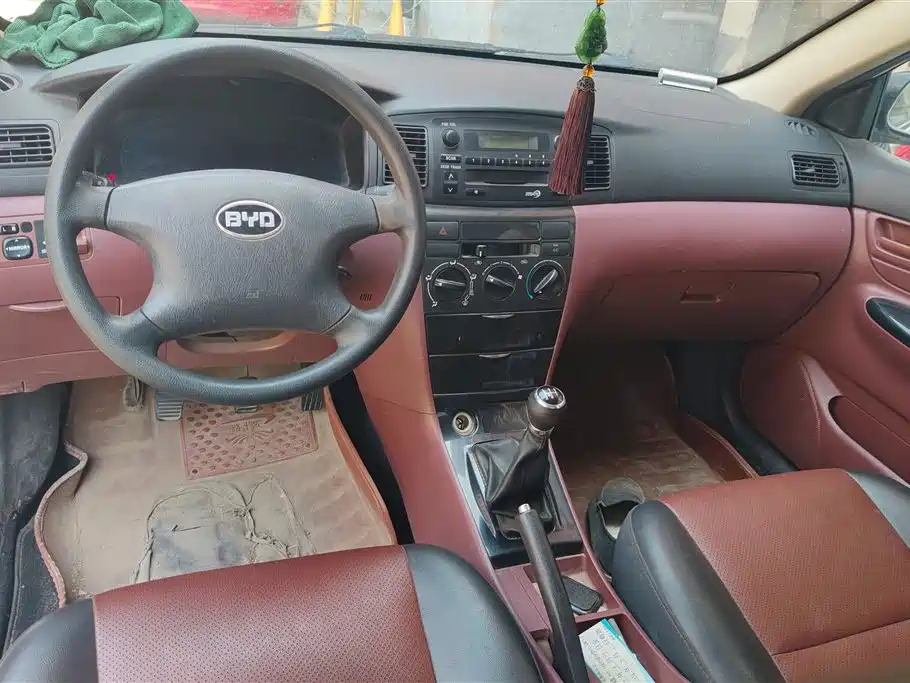 BYD F3 2012 Energy-saving Edition 1.5L Manual Comfort фото 12