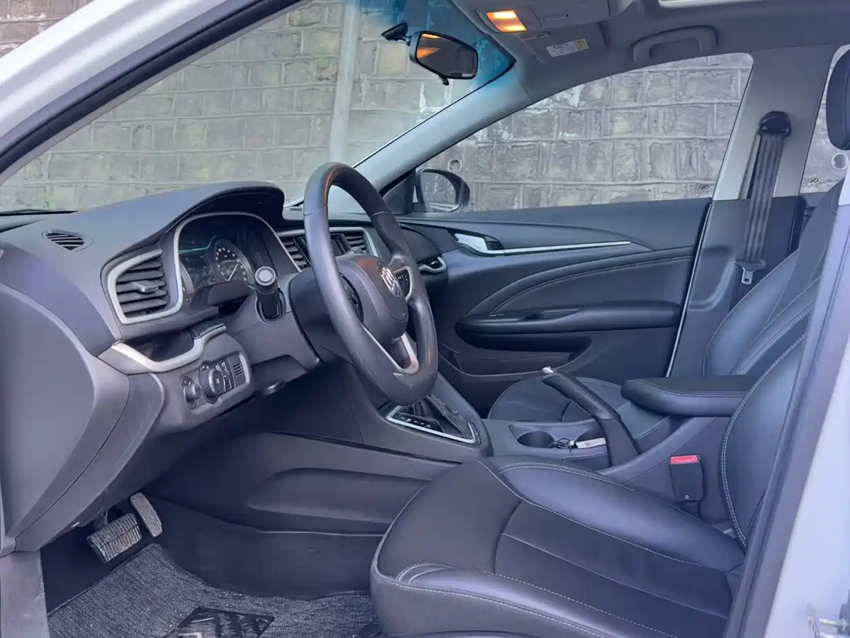 Buick Excelle 2015 18T Dual-Clutch Luxury фото 4
