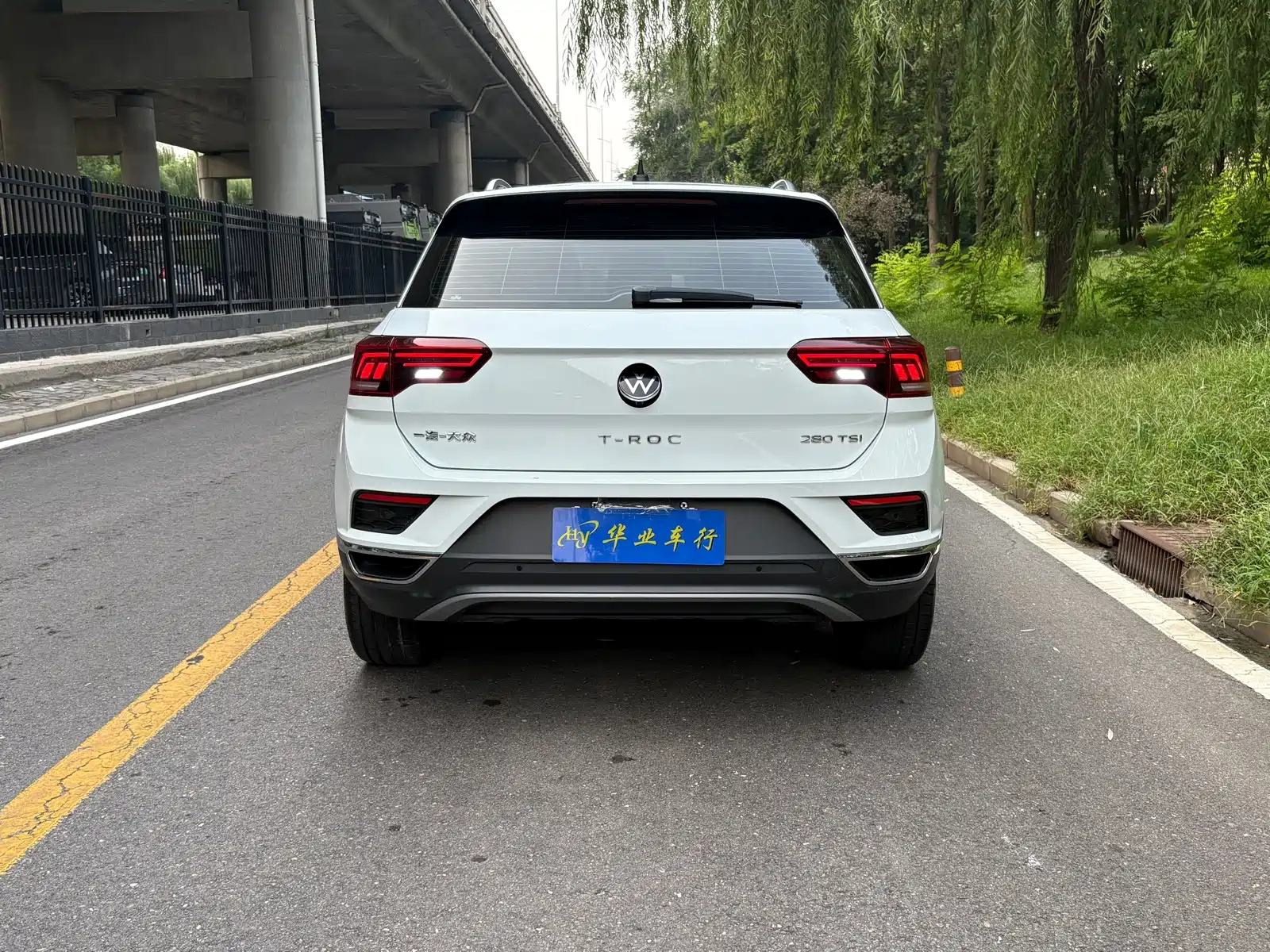 Фото 16 - Volkswagen T-ROC