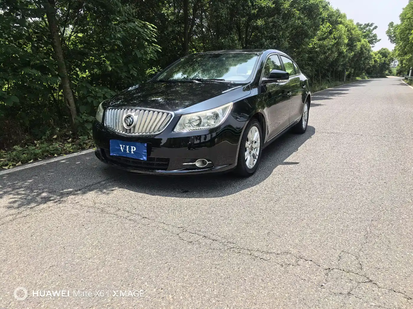 Buick LaCrosse 2012 2.4L SIDI Luxury Edition