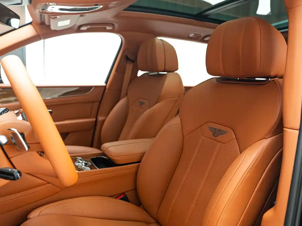 Bentley Bentayga 2025 2024 4.0T V8 Long Wheelbase