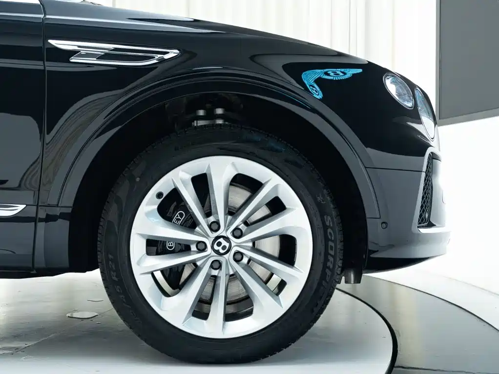 Bentley Bentayga 2025 2024 4.0T V8 Long Wheelbase