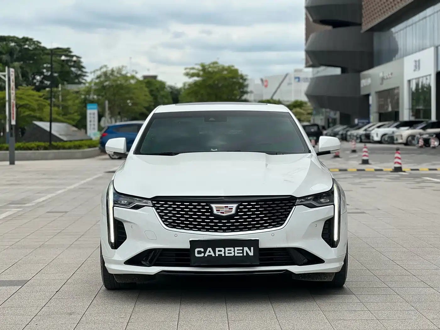 CADILLAC CT4