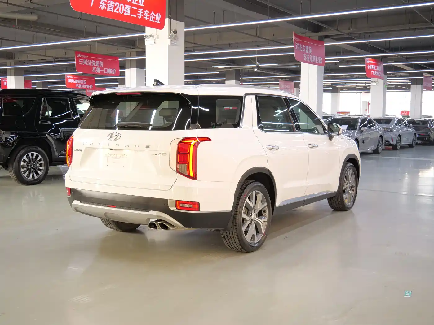 Hyundai Palisade 2021 3.5L Automatic 4WD GLS фото 5