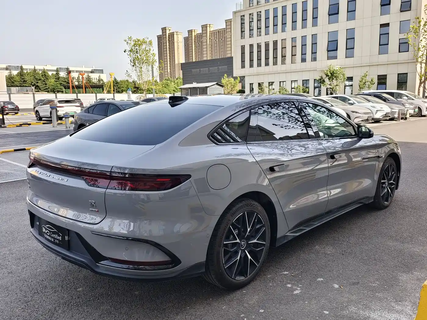 BYD Han 2025 DM-i Smart Driving Edition 125KM LiDAR Flagship фото 9