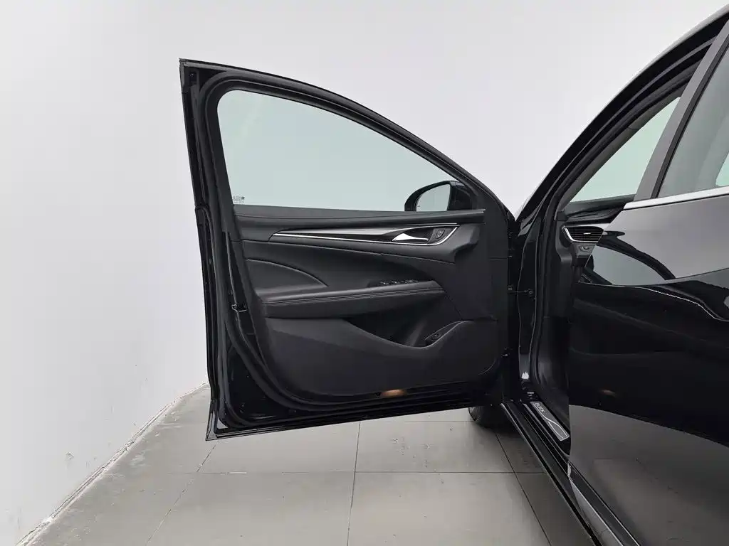 Фото 8 - Buick LaCrosse