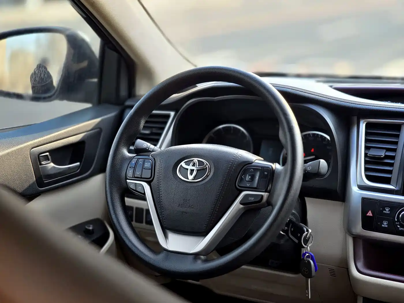 Toyota Highlander 2015 2.0T FWD Elite Edition 7-seater фото 9