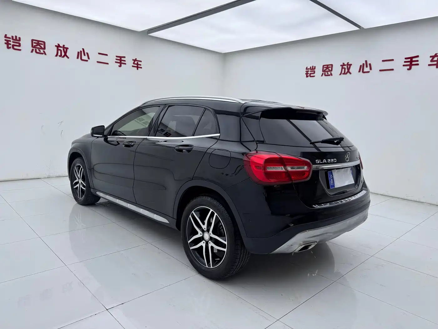 Mercedes-Benz GLA 2016 GLA 220 4MATIC Fashion фото 4