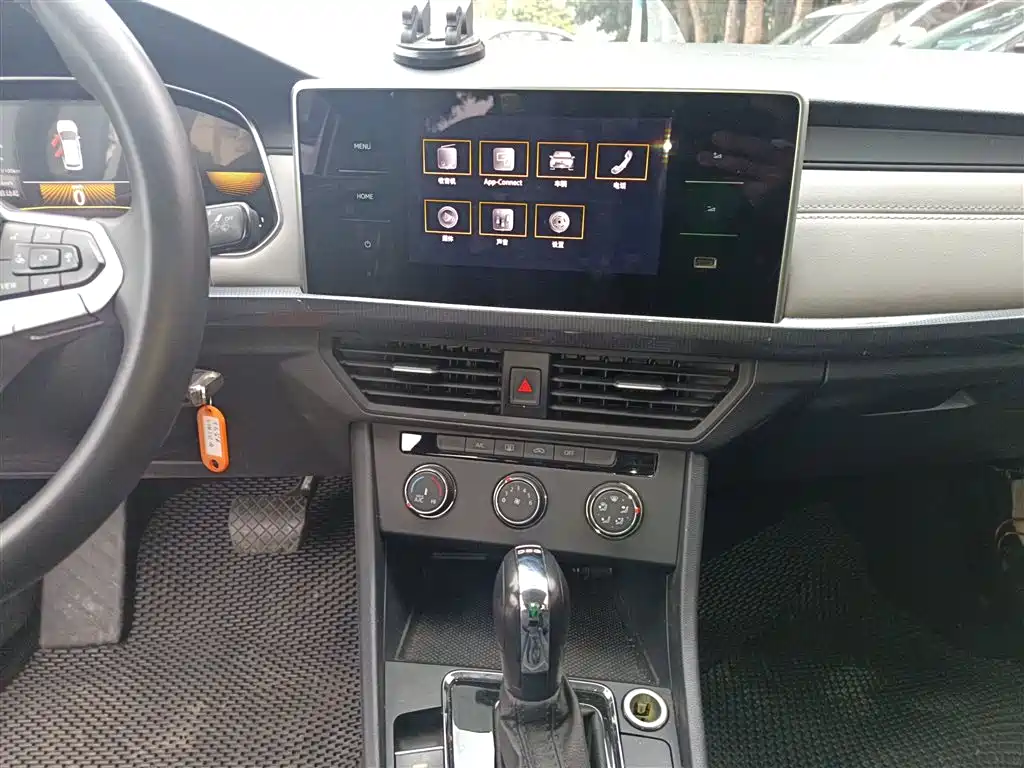 Volkswagen Bora 2023 200TSI DSG Comfort Edition фото 13