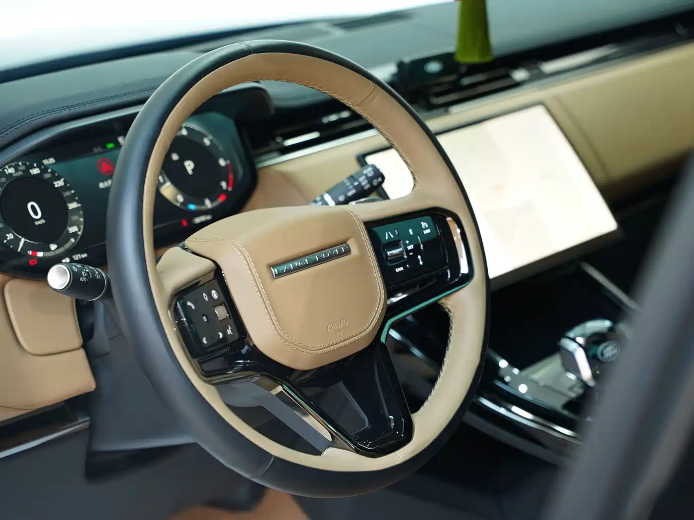 Land Rover Range Rover Sport 2024 400PS Dynamic SE фото 17