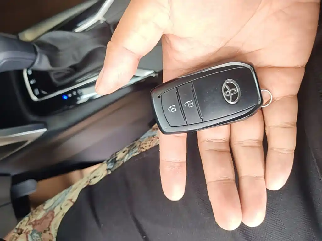 Toyota Corolla Cross 2026 2024 2.0L Smart Hybrid Dual Engine Pioneer Edition