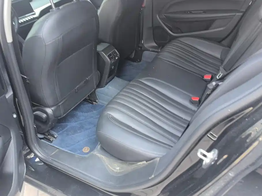 Peugeot 408 2023 2022 1.6T Progressive Edition