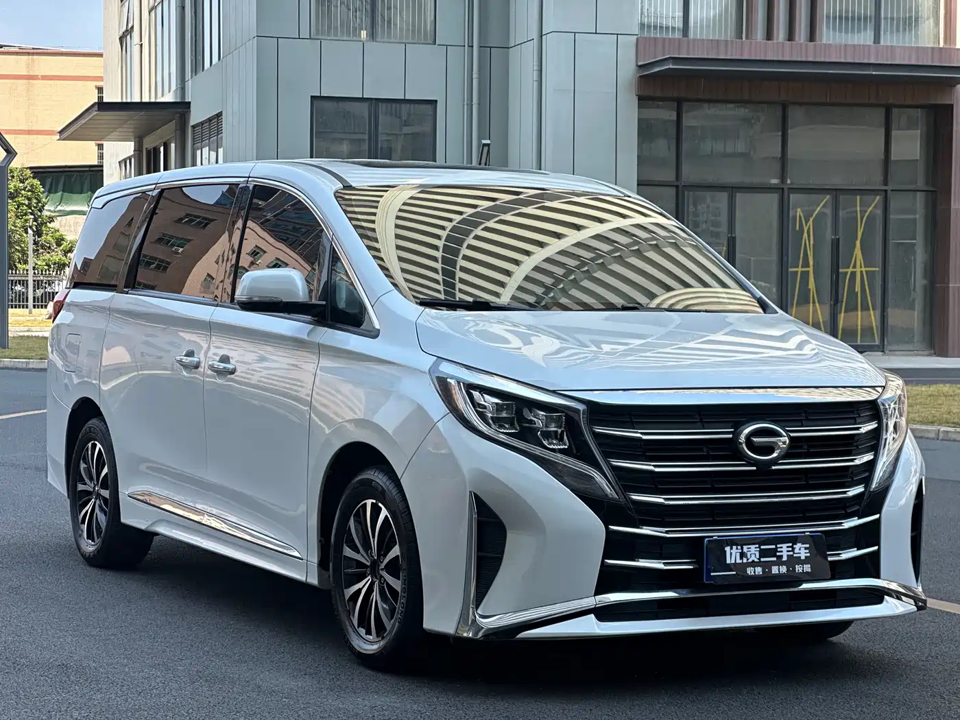 GAC TRUMPCHI M8
